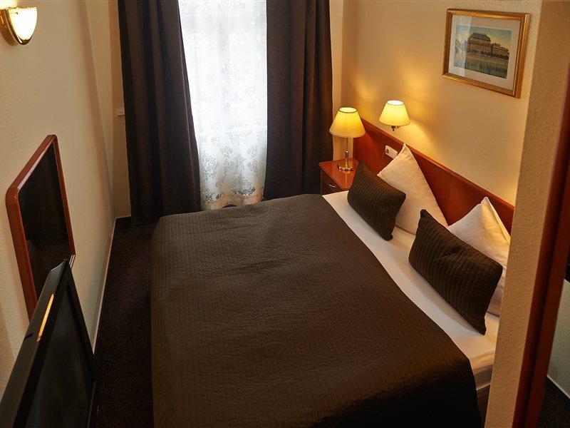 Hotel Andel Prague Ngoại thất bức ảnh